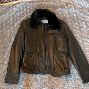 Black Leather Jacket. Removable button collar